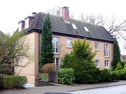 Wohnung zur Miete 1.000 € 2 Zimmer 76 m² 2 Geschosse frei ab sofort Langenhegen 37 Nienstedten Hamburg 22609