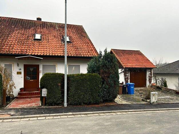 Doppelhaushälfte zum Kauf 295.000 € 6 Zimmer 125 m² 355 m² Grundstück Reuchelheim Arnstein / Reuchelheim 97450