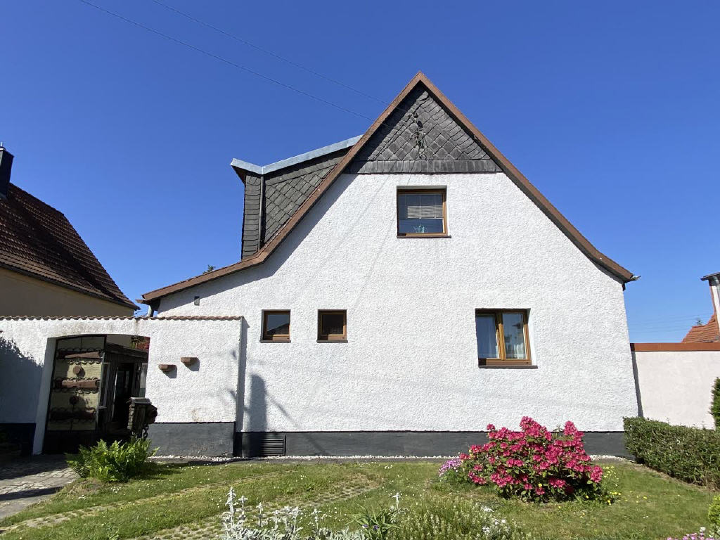 Einfamilienhaus zum Kauf 70.000 € 3 Zimmer 70 m²<br/>Wohnfläche 600 m²<br/>Grundstück Merzdorf Riesa 01591