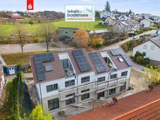 Doppelhaushälfte zum Kauf - Erstbezug provisionsfrei 1.190.000 € 8 Zimmer 172 m² 233 m² Grundstück frei ab 01.01.2026 Daisendorf 88718