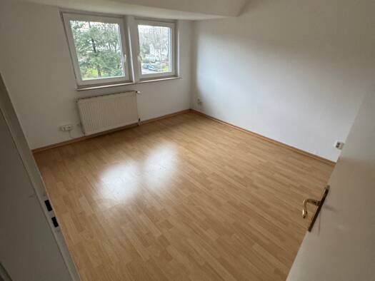 Wohnung zur Miete 648 € 2 Zimmer 54 m² Dachgeschoss, 3. Geschoss Richard-Köhn-Str. 59 Pinneberg 25421
