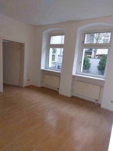 Wohnung zur Miete 234 € 2 Zimmer 39 m² frei ab sofort Immermannstrasse . Stadtfeld Ost Magdeburg 39108