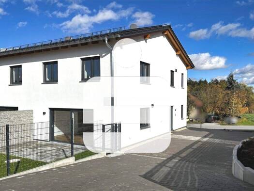 Doppelhaushälfte zum Kauf provisionsfrei 446.000 € 4 Zimmer 124,6 m² 310 m² Grundstück Arnstorf 94424