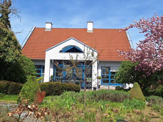 Einfamilienhaus zum Kauf 495.000 € 9 Zimmer 200 m² 1.475 m² Grundstück Großgarnstadt Ebersdorf b.Coburg 96237