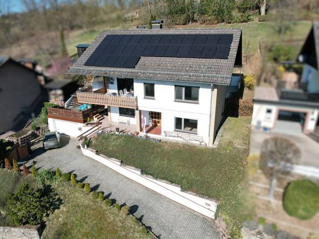 Einfamilienhaus zum Kauf 230.000 € 9 Zimmer 156 m² 674 m² Grundstück Dalhausen Beverungen 37688