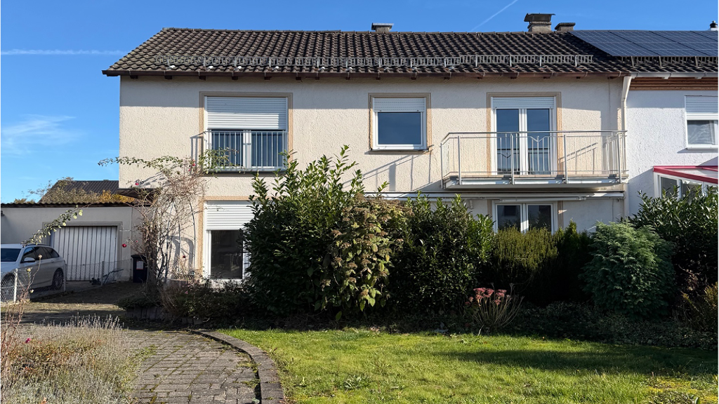 Doppelhaushälfte zum Kauf 380.000 € 5 Zimmer 147 m² 500 m² Grundstück Burgerfeld Rosenheim_Kreis 83512