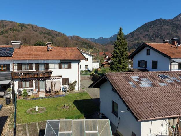 Doppelhaushälfte zum Kauf 230.000 € 6 Zimmer 116,5 m² 507 m² Grundstück Nußdorf Nußdorf am Inn 83131