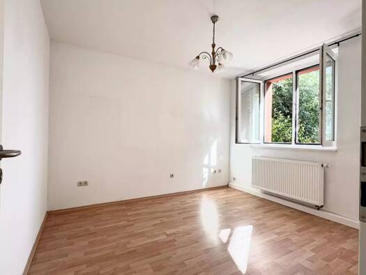 Wohnung zur Miete 272 € 1 Zimmer 34 m² Geschoss EG/2 frei ab sofort Mittelhäuser Straße 27 Rieth Erfurt 99089