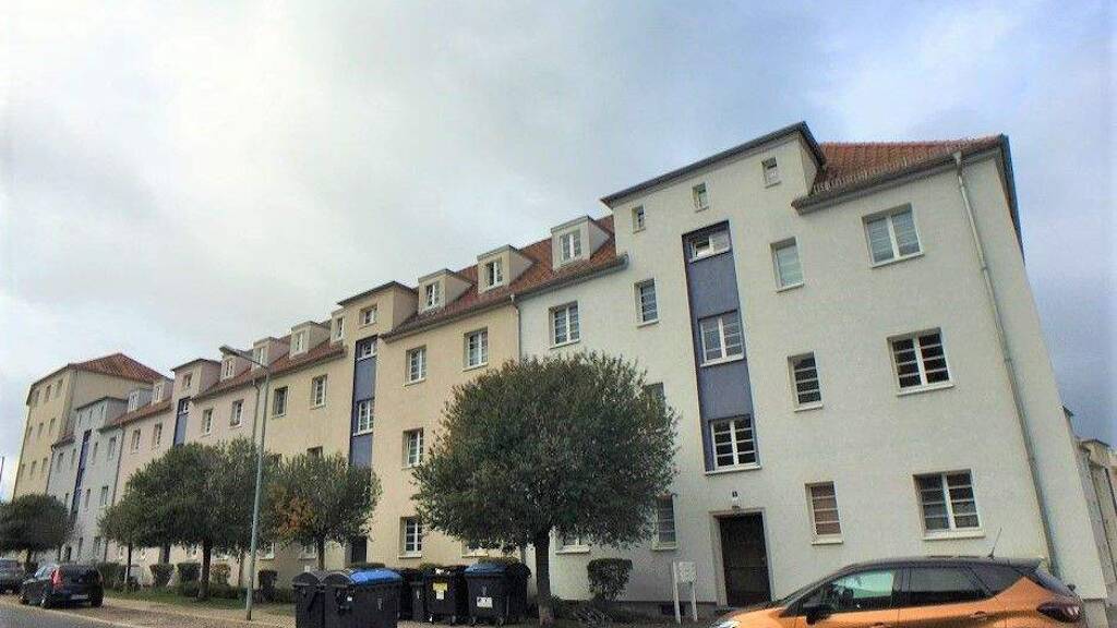 Wohnung zum Kauf 79.000 € 2 Zimmer 56,3 m² 4. Geschoss frei ab sofort Amsdorfstraße 7 Eisenach 99817