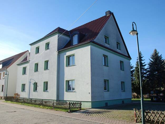 Wohnung zur Miete 355 € 2 Zimmer 50,4 m² 2. Geschoss frei ab 01.10.2026 Trebnitz Teuchern 06682