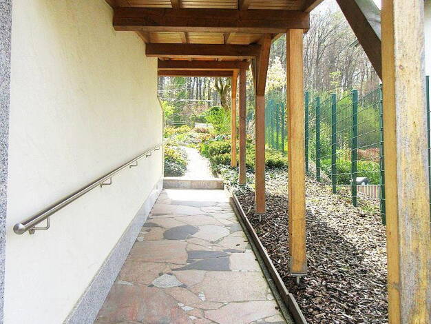 Wohnung zur Miete 860 € 2,5 Zimmer 90 m² 2. Geschoss Niedernhausen Niedernhausen 65527