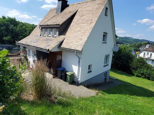 Einfamilienhaus zum Kauf provisionsfrei 259.000 € 5 Zimmer 105 m² 845 m² Grundstück frei ab 01.10.2026 Siedlinghausen Winterberg 59955
