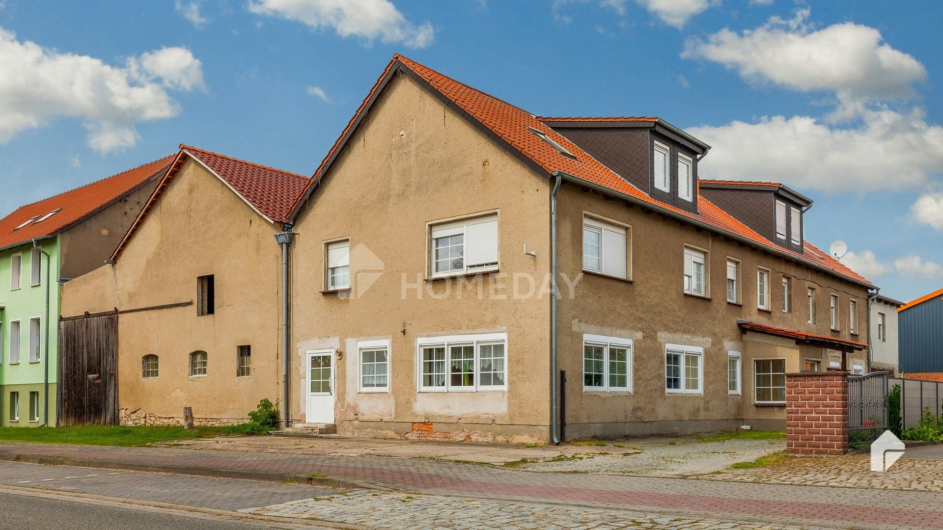 Mehrfamilienhaus zum Kauf 259.000 € 20 Zimmer 488 m²<br/>Wohnfläche 479 m²<br/>Grundstück Breitenrode Oebisfelde 39646