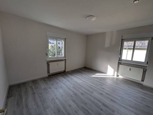 Wohnung zur Miete 1.150 € 4 Zimmer 106 m² Geschoss 1/3 frei ab 01.04.2026 Trier-West-Pallien Trier 54294
