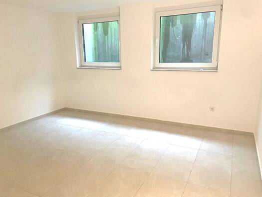 Bürofläche zum Kauf 69.000 € 34 m² Bürofläche Stadtgebiet Göppingen 73037