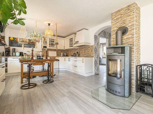 Einfamilienhaus zum Kauf 459.000 € 6 Zimmer 180,8 m² 798 m² Grundstück Diedelsheim Bretten 75015