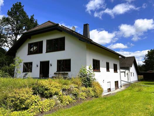 Einfamilienhaus zum Kauf 535.000 € 10 Zimmer 208 m² 3.980 m² Grundstück frei ab sofort Seelbach (Westerwald) 57632