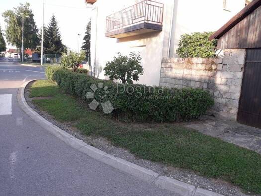 Haus zum Kauf 400.000 € 3 Zimmer 142 m² Centar, Gospic Gospic