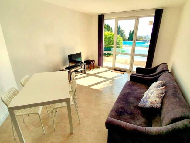 Wohnung zum Kauf provisionsfrei 71.500 € 2 Zimmer 60 m² 1. Geschoss Chernomorets 8142