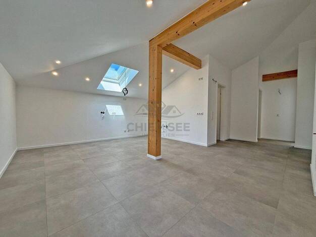 Wohnung zur Miete 1.000 € 3 Zimmer 83 m² 2. Geschoss Martkplatz 2 Altenmarkt Altenmarkt an der Alz 83352