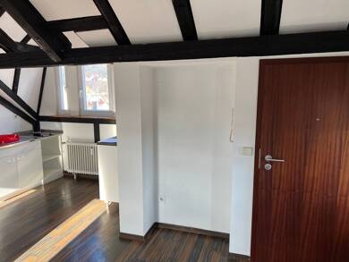 Wohnung zur Miete 560 € 1 Zimmer 26 m² Geschoss 3/3 frei ab 03.08.2025 Esslingen am Neckar 73728