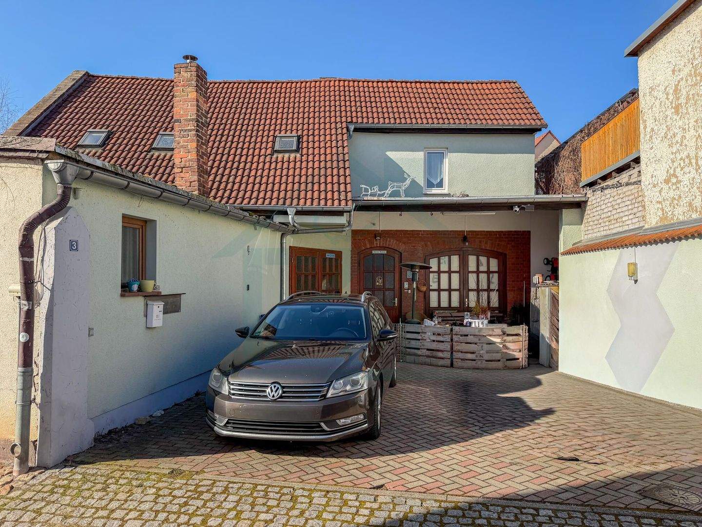 Immobilie in Bürgel - Großes Stadthaus mit Garten, Gewerbe & riesiger Lagerfläche - viele Möglichkeiten! - Bild 0