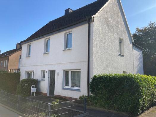 Einfamilienhaus zum Kauf 475.000 € 7,5 Zimmer 140 m² 960 m² Grundstück Aplerbecker Mark Dortmund / Aplerbeck 44287