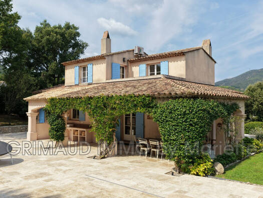 Haus zum Kauf 1.375.000 € 130,7 m² 2.620 m² Grundstück Ville-Les Saquedes-Le Bouillonnet Le Plan-de-la-Tour 83120