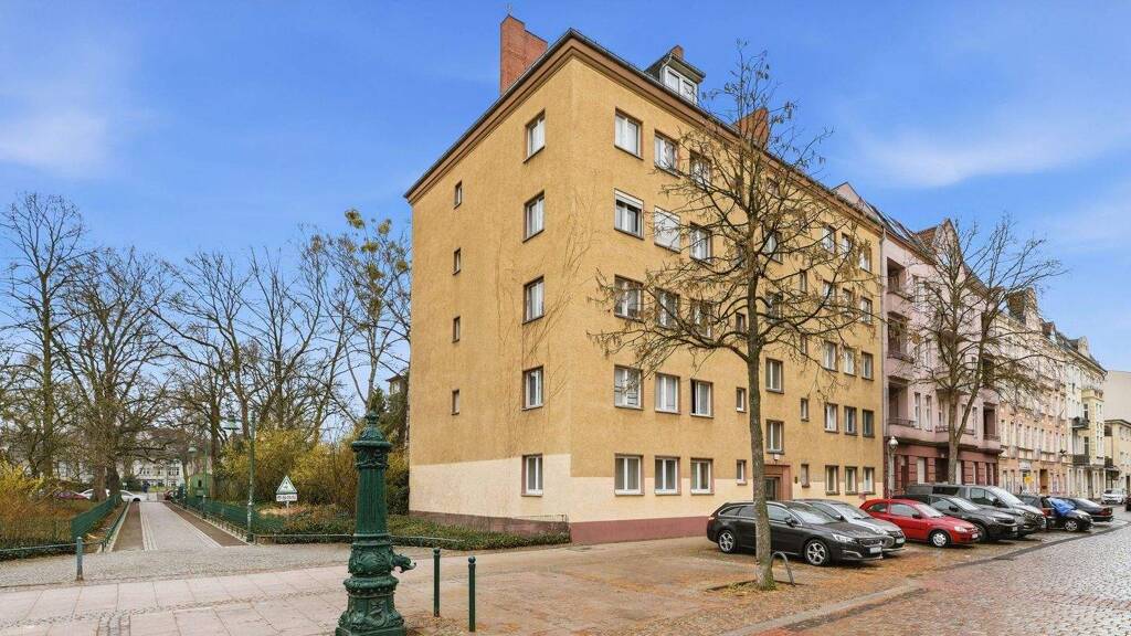 Studio zum Kauf 130.000 € 1 Zimmer 41 m² Spandau Berlin 13585