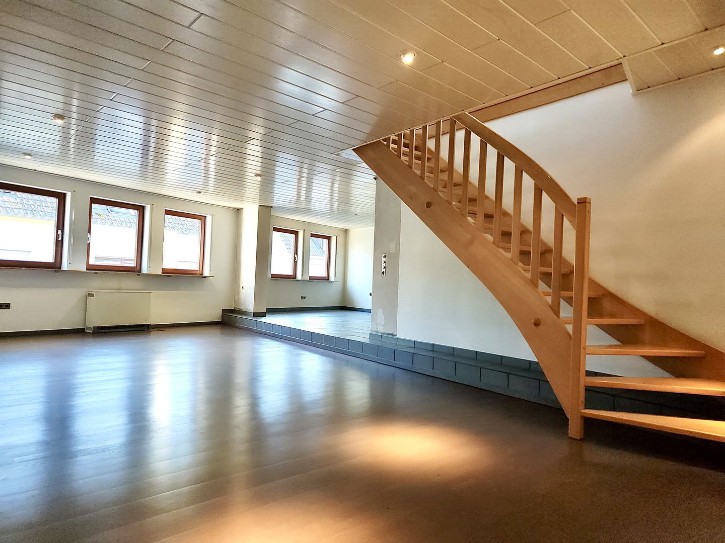 Reihenmittelhaus zum Kauf provisionsfrei 395.000 € 13 Zimmer 294 m²<br/>Wohnfläche 822 m²<br/>Grundstück Odenheim Östringen-Odenheim 76684