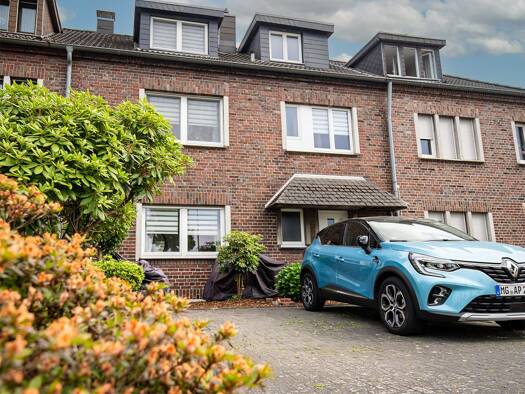 Mehrfamilienhaus zum Kauf 559.000 € 6 Zimmer 264 m² 584 m² Grundstück Mönchengladbach 41069