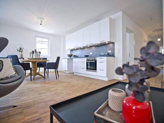 Wohnung zur Miete 1.042 € 4 Zimmer 90,5 m² EG frei ab 01.05.2026 Breiter Weg 5f Wedel 22880