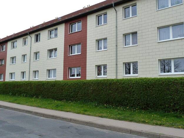Wohnung zur Miete 350 € 3 Zimmer 57,8 m² Gülzower Damm 12 Stavenhagen, Reuterstadt Stavenhagen 17153