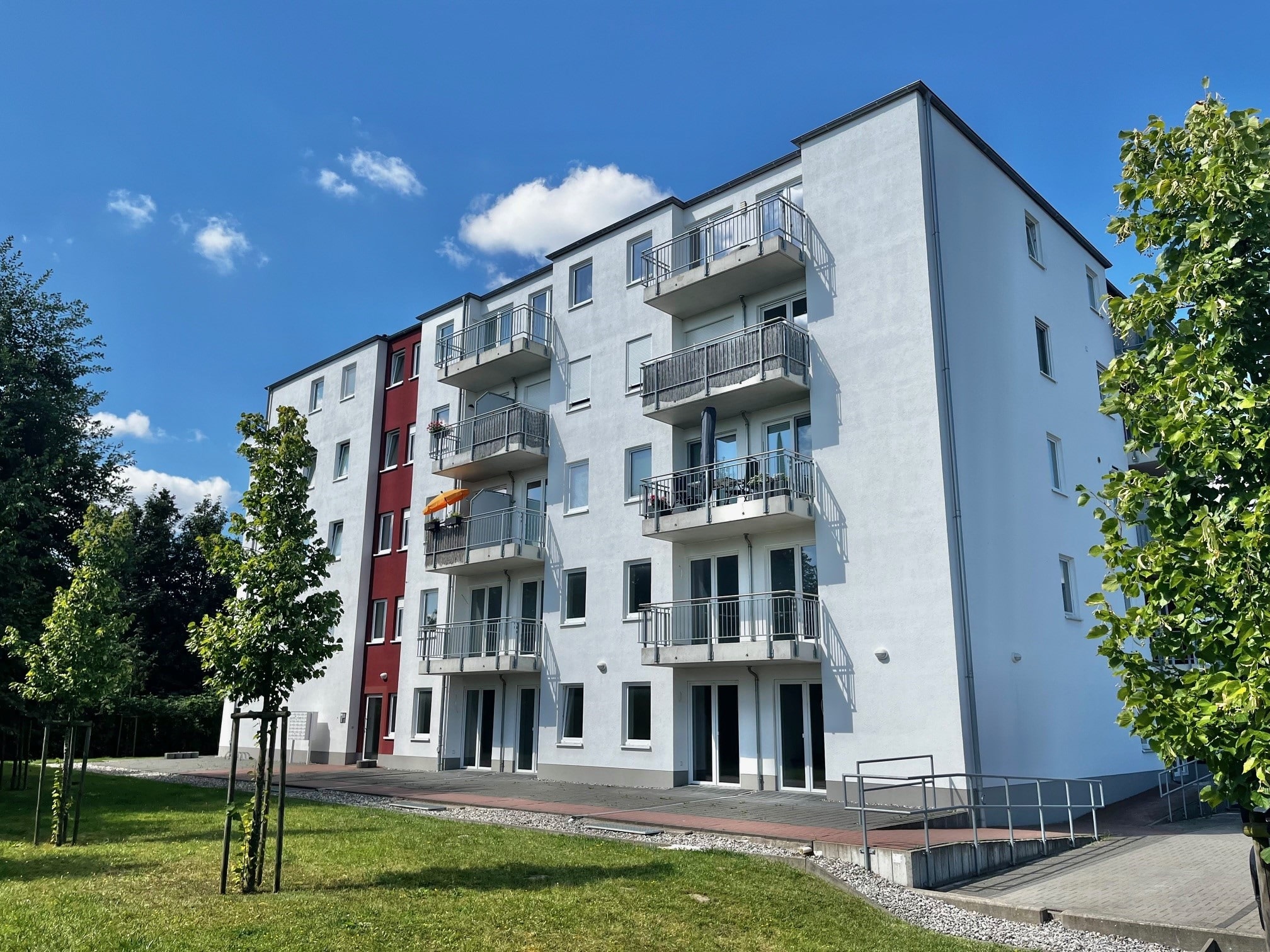 Wohnung zum Kauf 380.000 € 3 Zimmer 107,9 m²<br/>Wohnfläche 2.<br/>Geschoss Krischanweg 19 Reutershagen Rostock 18069