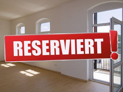 Wohnung zur Miete 718 € 3 Zimmer 102,5 m² EG Cloßstraße 6 Greiz Greiz 07973
