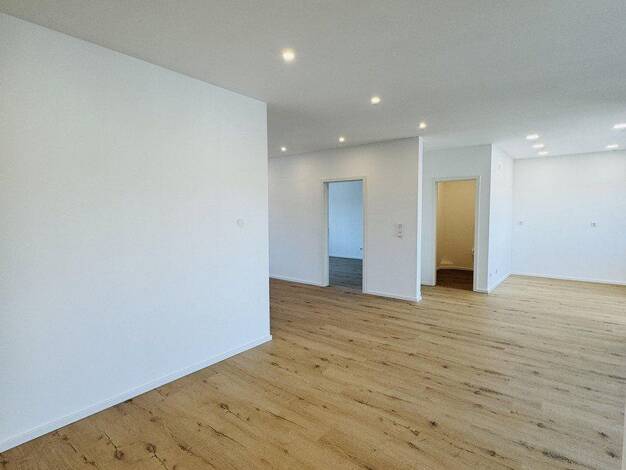 Wohnung zur Miete 1.450 € 6 Zimmer 135 m² 2. Geschoss frei ab 01.12.2026 Rheinstraße 214 Ingelheim am Rhein 55218