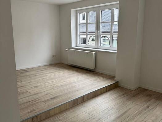 Wohnung zur Miete 1.170 € 5 Zimmer 130 m² Geschoss EG/3 frei ab sofort Lennep Remscheid 42897