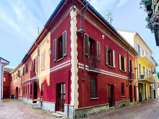 Haus zum Kauf 1.600.000 € 600 m² Alba 12051