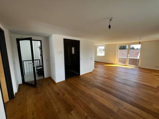 Wohnung zur Miete 680 € 2 Zimmer 66 m² Geschoss 1/2 frei ab sofort Pfarrkirchen 84347