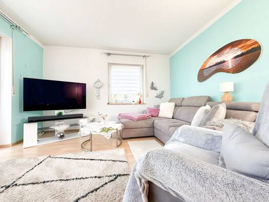 Wohnung zum Kauf 187.000 € 3 Zimmer 90 m² 1. Geschoss Cadolzburg 90556