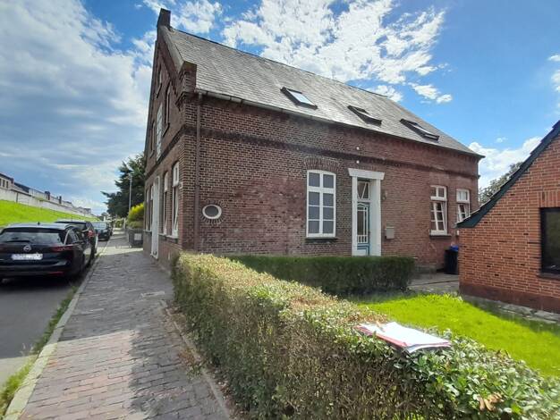 Mehrfamilienhaus zum Kauf 159.000 € 9 Zimmer 200 m² 1.096 m² Grundstück Brake 26919