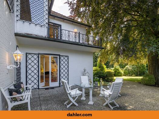Villa zum Kauf 1.390.000 € 8 Zimmer 304 m² 1.500 m² Grundstück Wellingsbüttel Hamburg 22391
