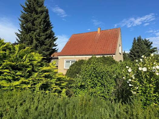 Einfamilienhaus zum Kauf 490.000 € 4 Zimmer 114 m² 812 m² Grundstück frei ab sofort Altglienicke Berlin 12524