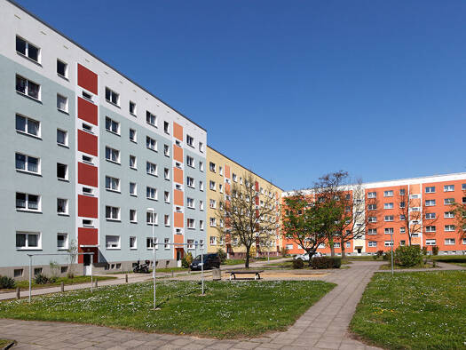Wohnung zur Miete 435 € 3 Zimmer 70,4 m² 3. Geschoss Lunzbergring 1 Heide Nord West 06120