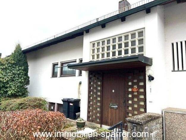 Einfamilienhaus zum Kauf 319.000 € 6 Zimmer 299,6 m² 959 m² Grundstück Kemnath 95478