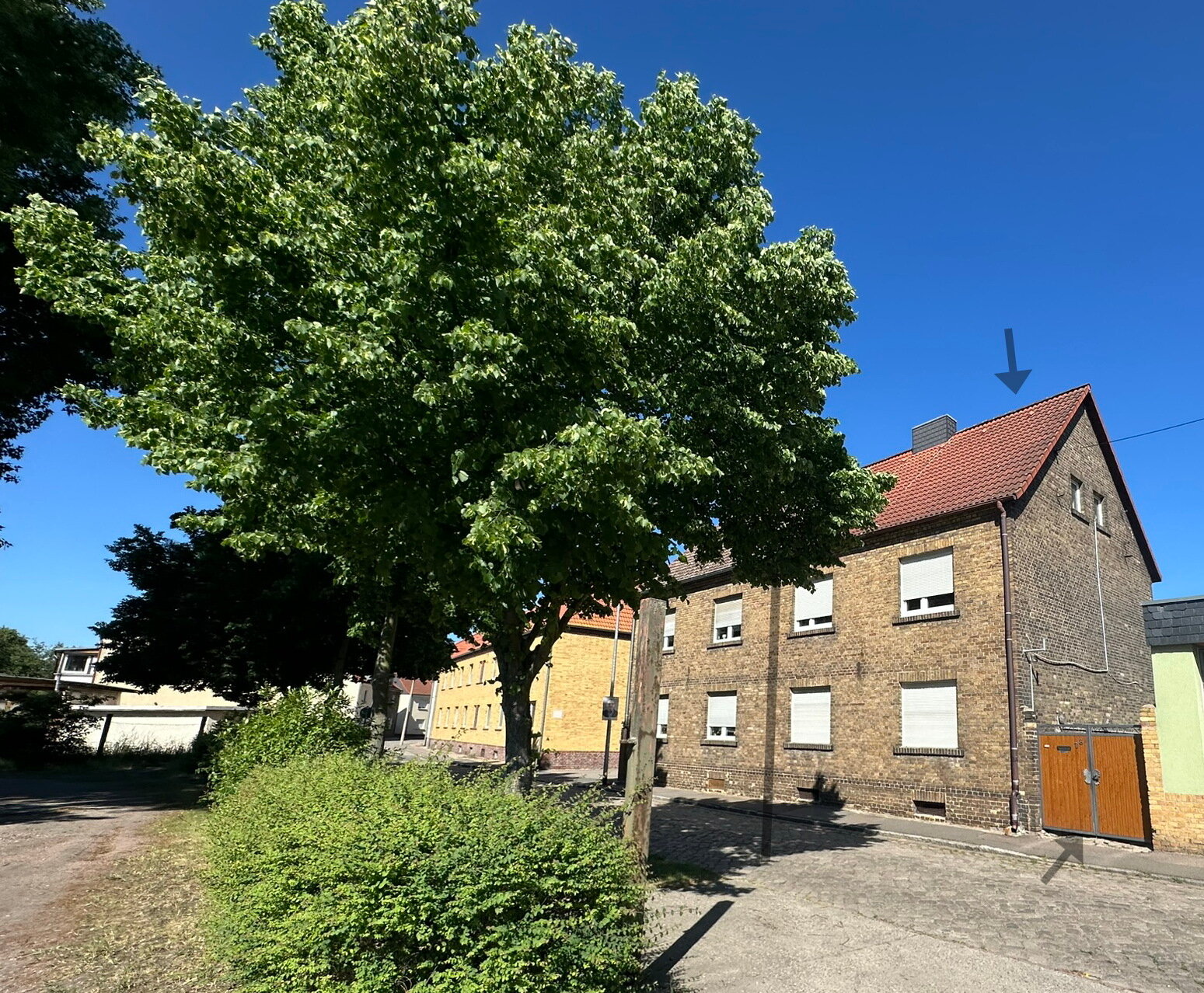 Haus zum Kauf 69.900 € 6 Zimmer 130 m²<br/>Wohnfläche 680 m²<br/>Grundstück ab sofort<br/>Verfügbarkeit Bitterfeld Bitterfeld-Wolfen 06749