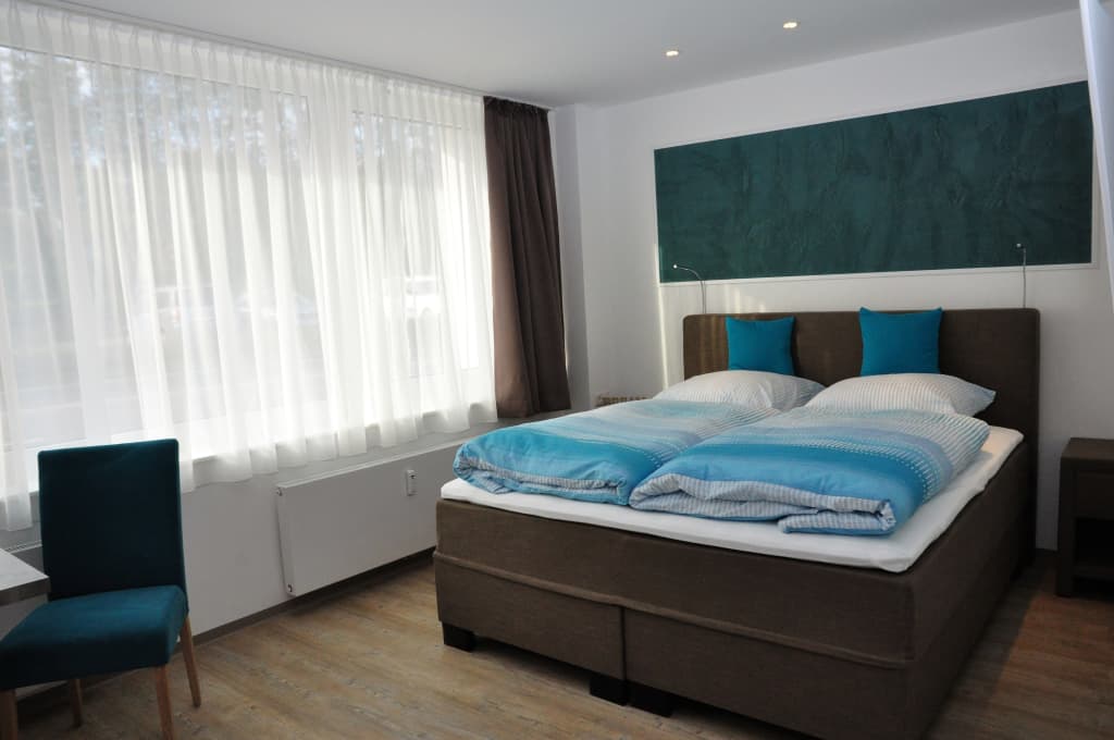 Wohnung zur Miete Wohnen auf Zeit 2.022 € 1 Zimmer 24 m²<br/>Wohnfläche 16.02.2025<br/>Verfügbarkeit Am Freizeitpark Kriftel 65830