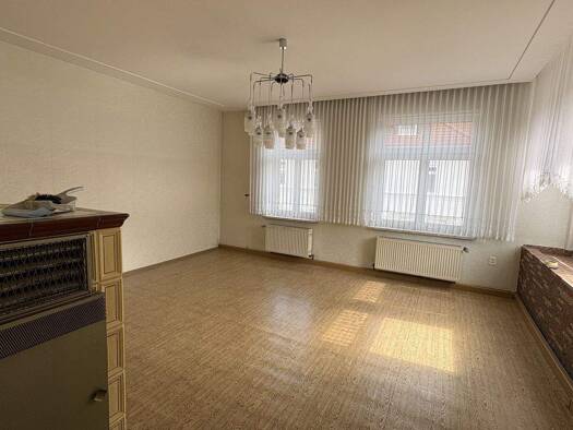 Mehrfamilienhaus zum Kauf 295.000 € 9 Zimmer 373 m² 610 m² Grundstück Crimmitschau 08451