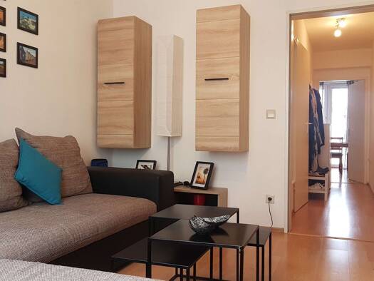Wohnung zur Miete 820 € 2 Zimmer 51 m² Geschoss 2/5 frei ab 01.09.2026 Bachstraße 64 Unterbilk Stadtbezirk 3 40217