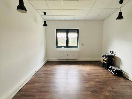 Bürogebäude zur Miete 550 € 50 m² Bürofläche Scheeßel 27383